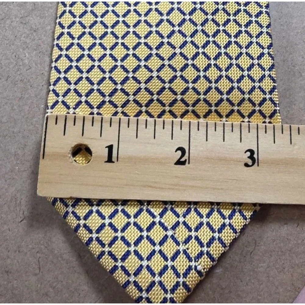 Lands' End YELLOW Geometric Pattern 100% Silk Designer Handsewn‎ Tie